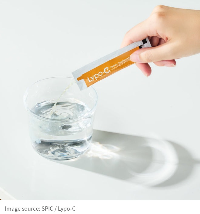 Official Lypo-C demonstration pouring a liquid sachet into water